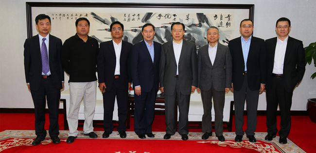 集团张学武董事长会见宁夏回族自治区常务副主席张超超（图）
