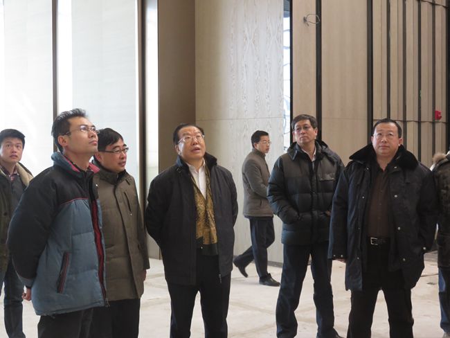 张学武董事长视察中旅大厦项目（图）