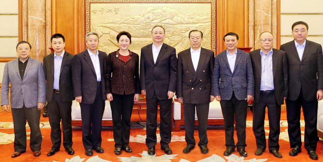 集团领导会见四川省尹力省长（图）