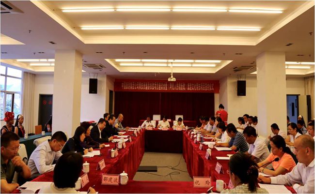 集团张学武董事长赴西盟、孟连开展定点扶贫调研工作（图）