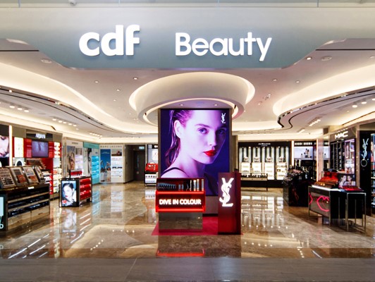 4001百老汇在香港开设首家免税美妆旗舰店——cdf Beauty