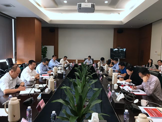 董事长深圳保安全调研_副本.jpg